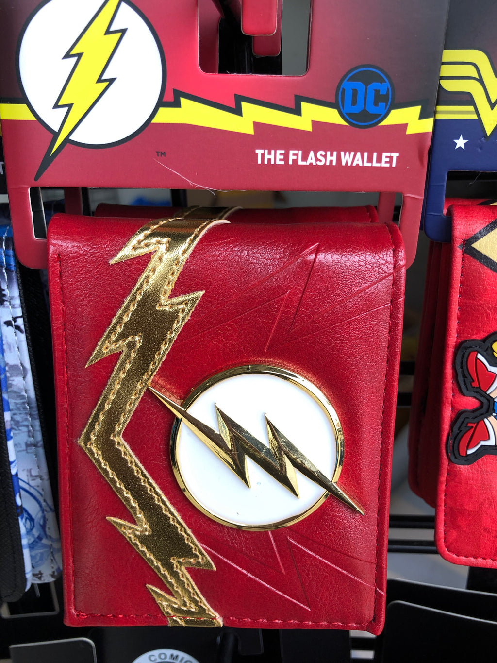 Character Wallet - Flash Metal logo