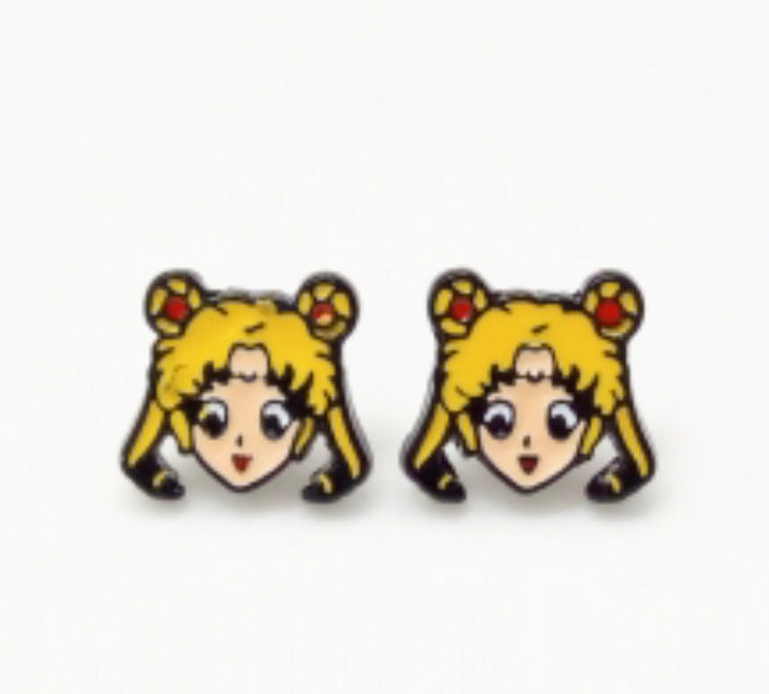 Anime Earrings - Sailor Moon studs